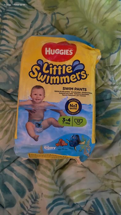 Памперси - пелени,гащички Huggies и Pampers,следродилни гащи