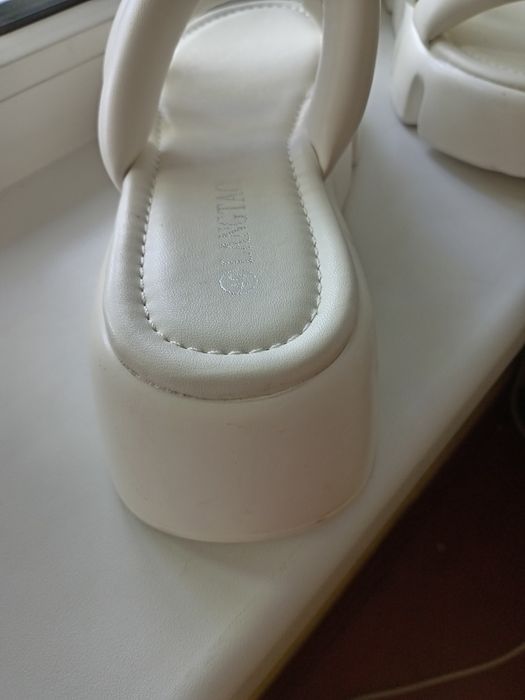 Обувь шлёпки новые