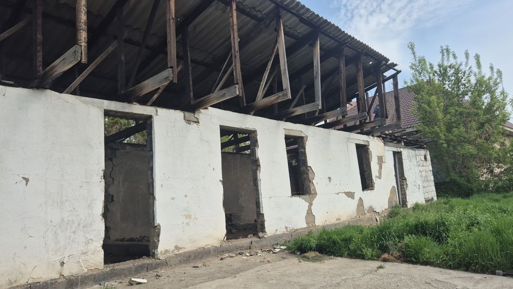 Рушим Дома Здания ломаем стены дверные проемы