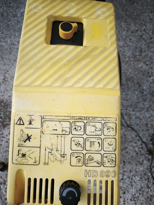 Aparat de spălat cu presiune Karcher HD890