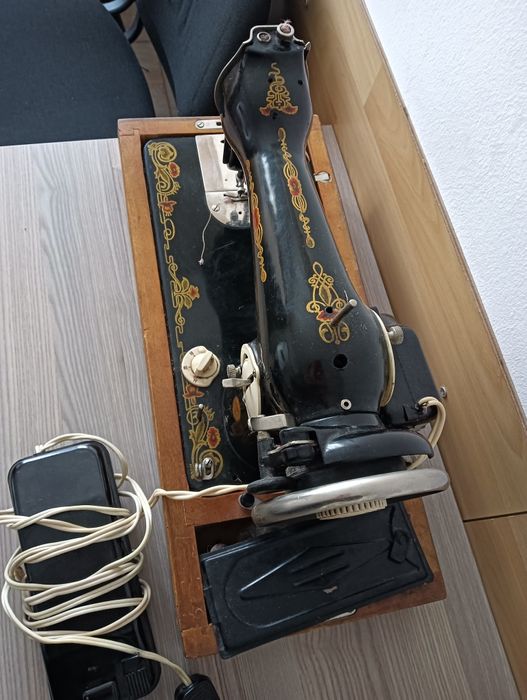 Mașină de cusut !
