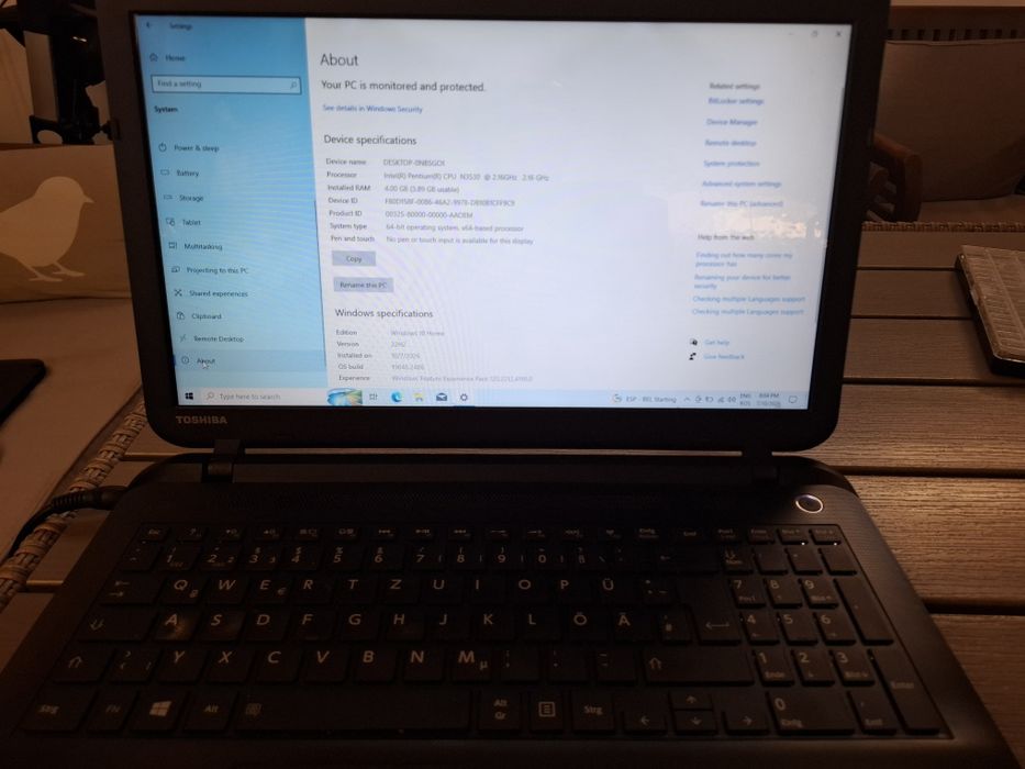 Vând laptop Toshiba Intel Pentium
