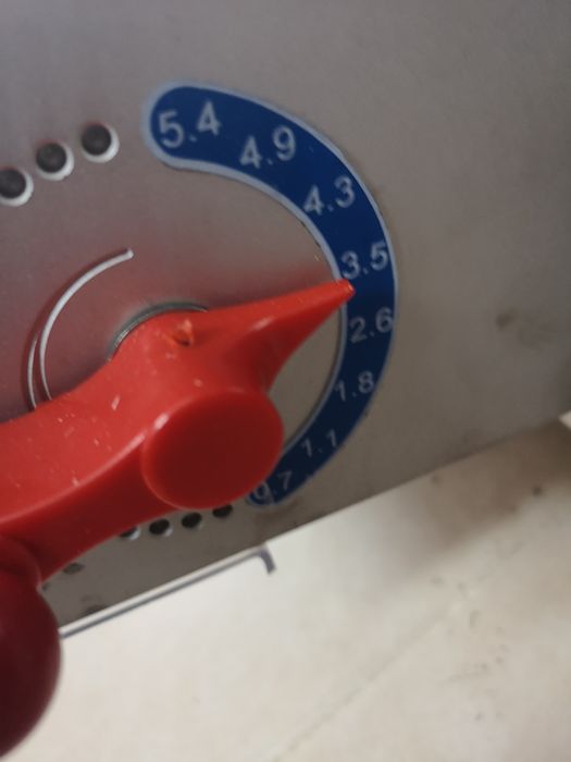 Ламинатор за тесто за Пица 40см чисто нов