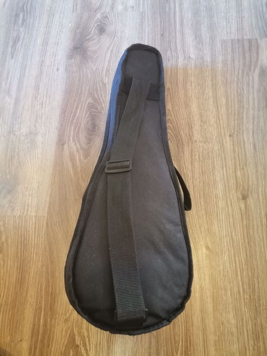 Cascha Premium Mahogany Soprano Ukulele комплект