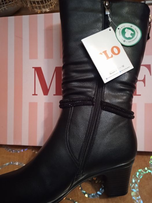 Зимние сапоги. Новые