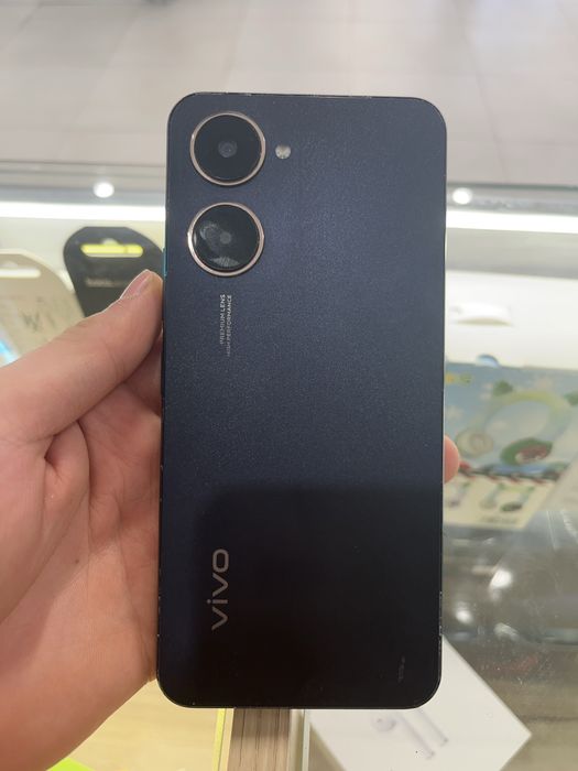 Продается телефон Vivo YO3.Б/у