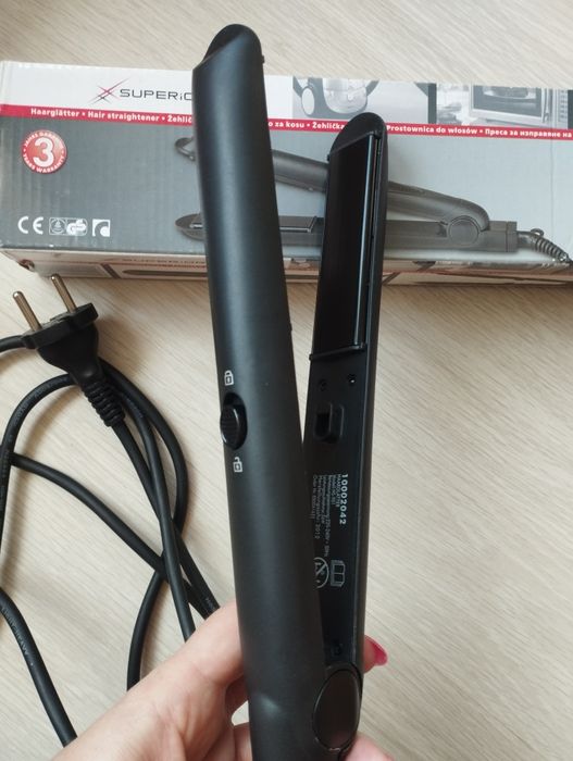 Преса за коса с керамични плочи