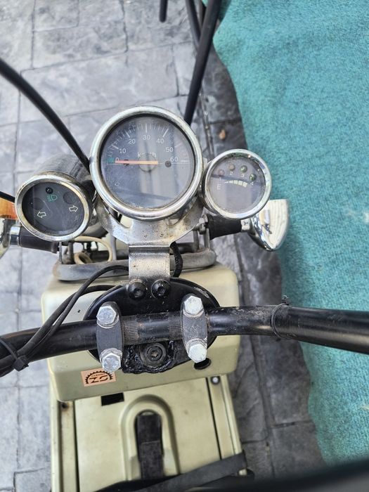 Продавам електрически мотор Scooty