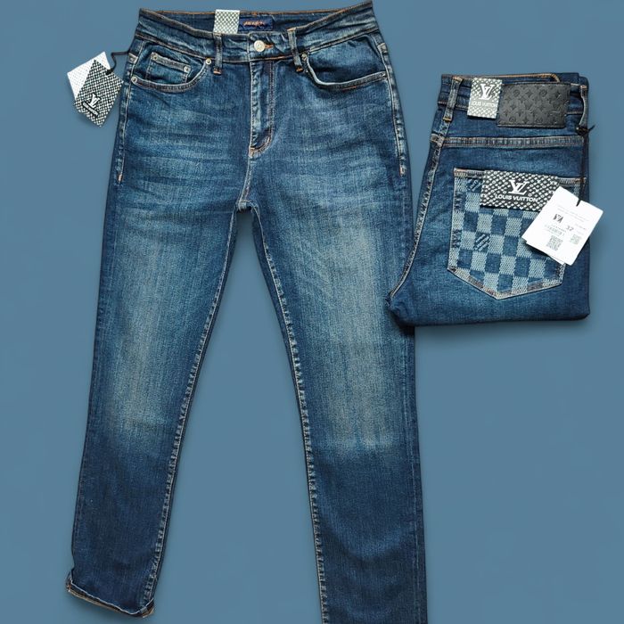 Jeanși bărbătești