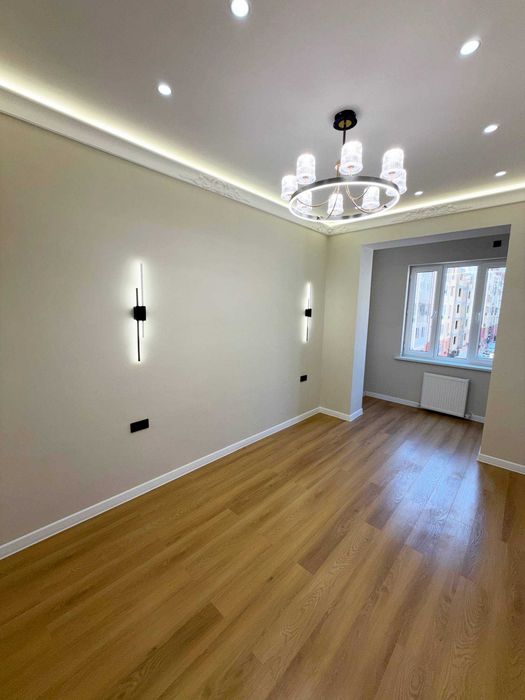 СРОЧНО !! Продается квартира в Яшнабаде 3/4/8 ( 90 кв/м) ЖК Azia House