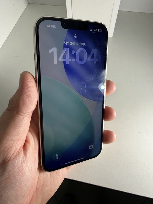 iPhone 13 Starlight White емкость 75%