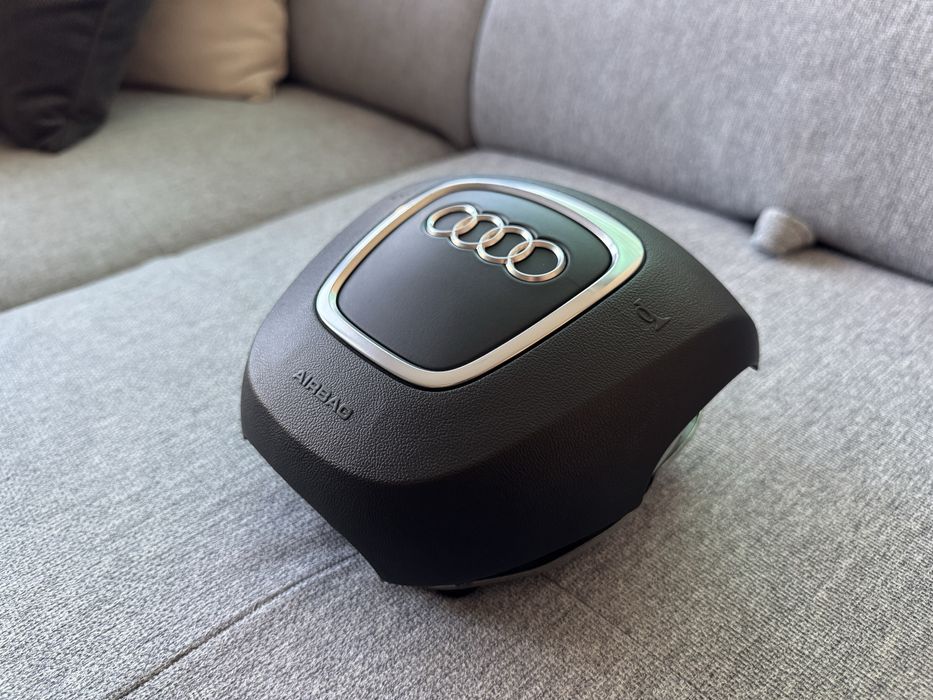 S-line мулти волан с пера + airbag за Ауди Q5 / A5 (2009-2012)