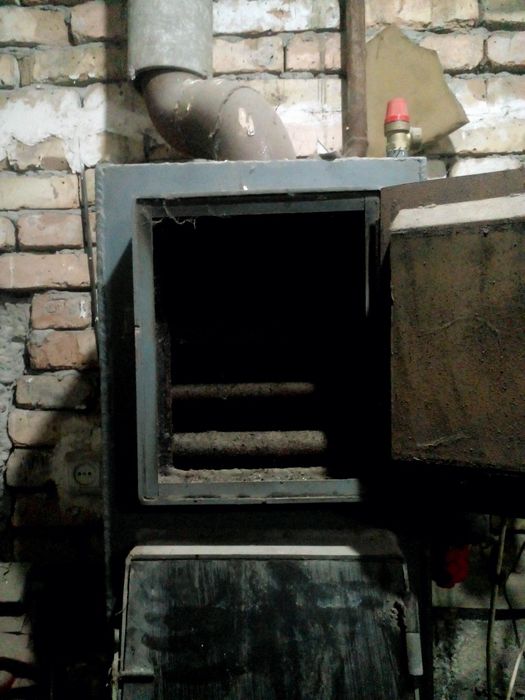 Катол сотилади 150 квадратга ишлайди холати янгидай 6милонга олинган