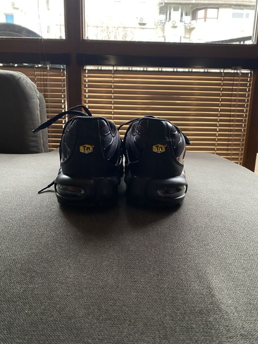 Лимитирани обувки Nike tn