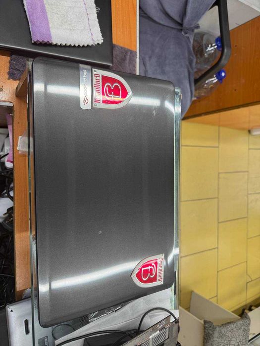 Продам офисный ноутбук Packard bell