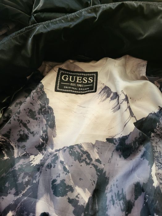 Оригинално яке Guess