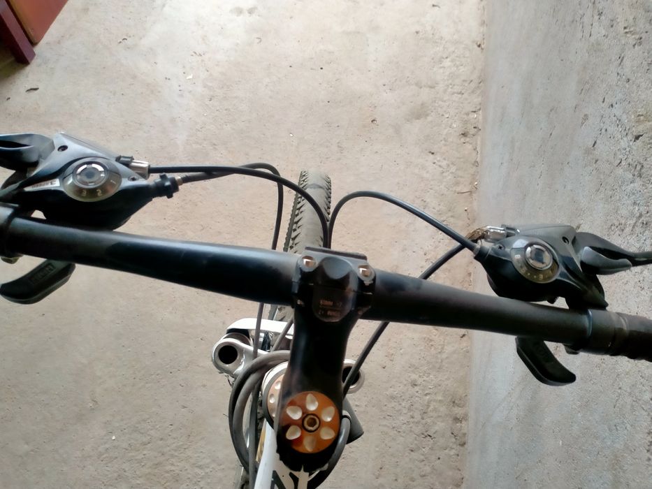 Сатылады Жағдайы жақсы келіп көріңдер