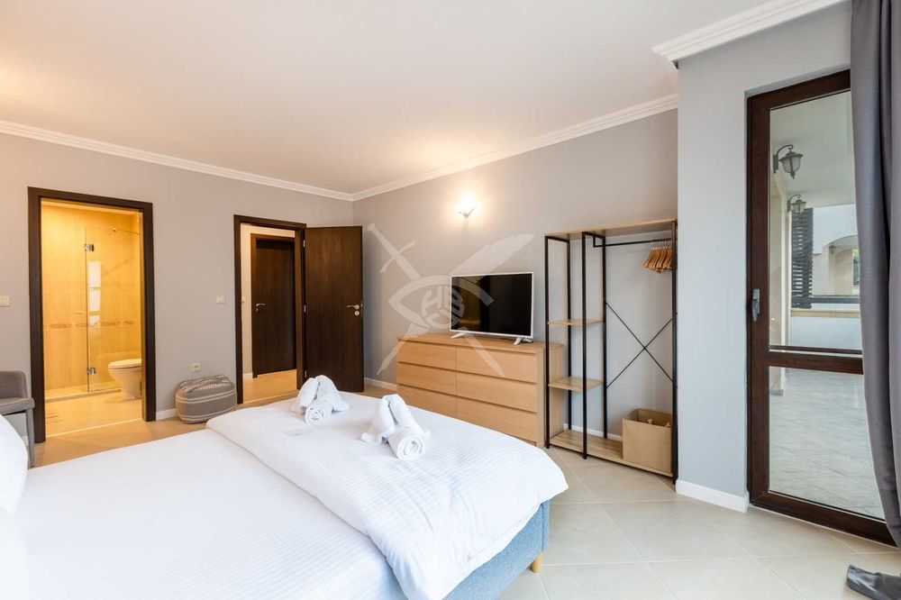 Продава се Тристаен апартамент в с. Лозенец, Област Бургас - 158 кв.м за 1702 €/кв.м - Снимка #1