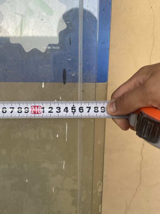 10 mm Kaloniy oyna  2.90 ga 218 2 ta 1 ta va eshik tepasiga 109 ga 160