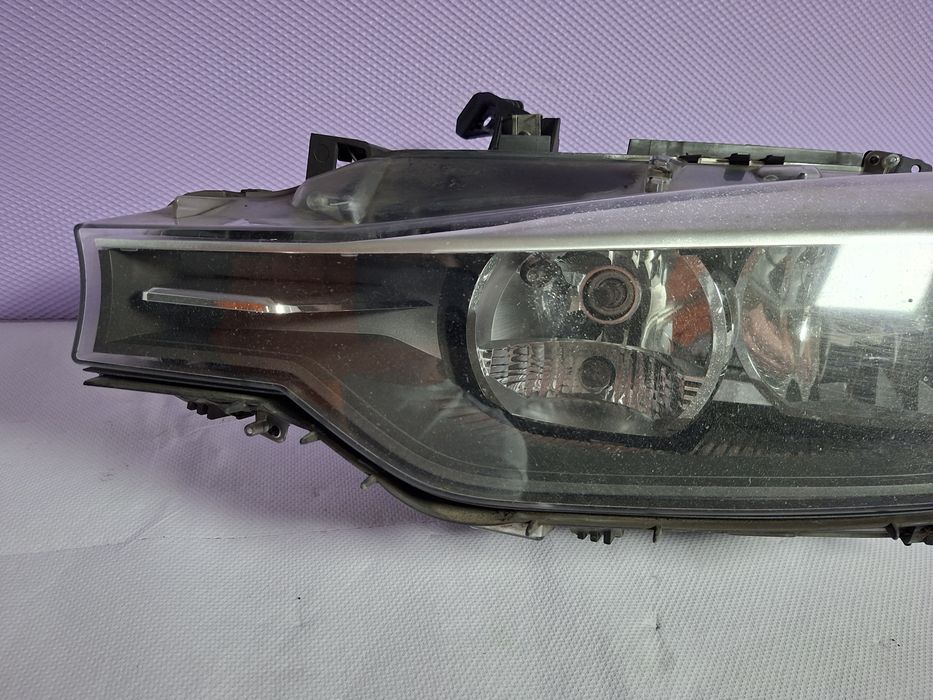 Far Stanga Halogen BMW Seria 3 F30 F31 Non-Facelift (2012-2015) Original OEM ZKW