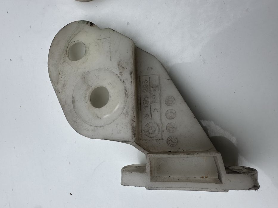 Продам крепление бампера Бмв Е46 М тех