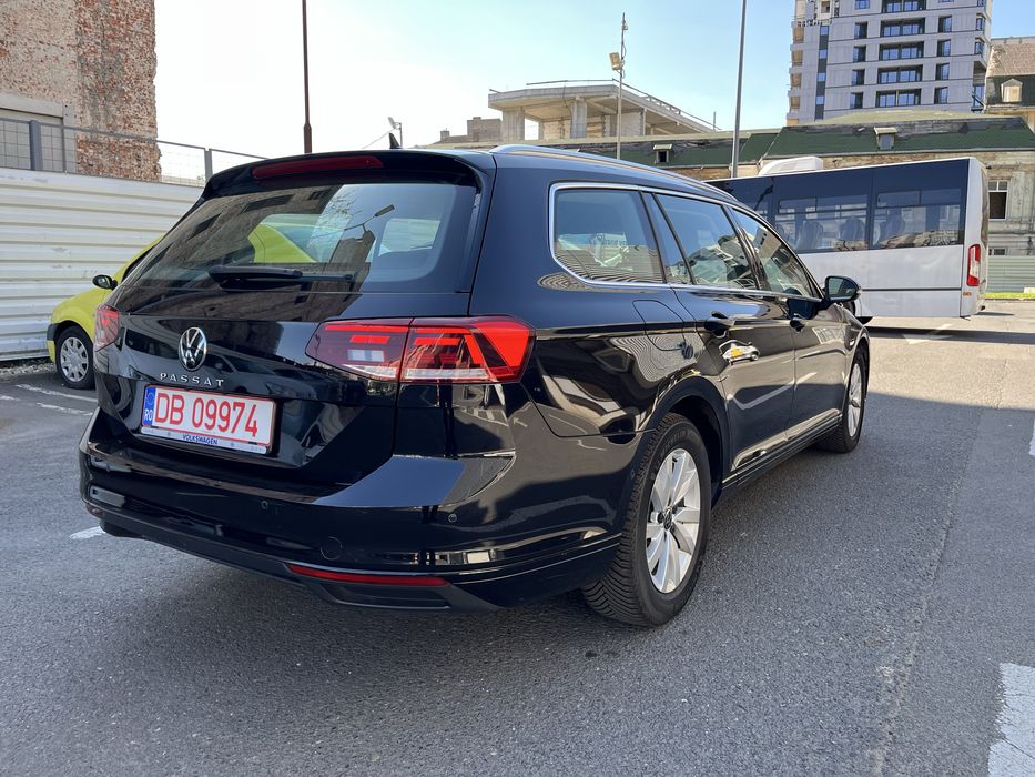 Volkswagen Passat 2.0 Diesel DSG navigatie scaune electrice camera marsarier senzori parcare faruri led