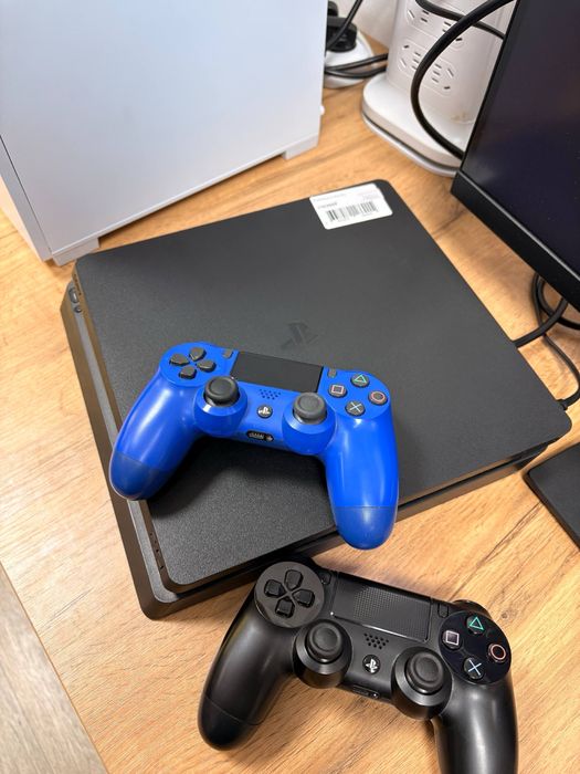 PlayStation 4 Slim | не прошитая