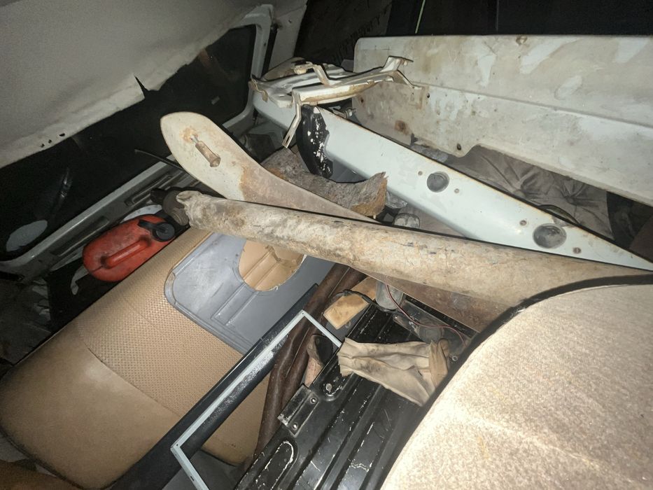 Продам капот. И кардан