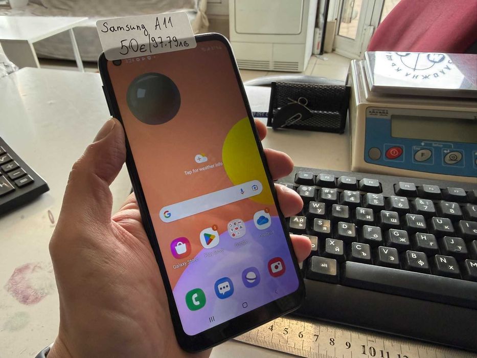 Мобилен телефон Samsung Galaxy A11