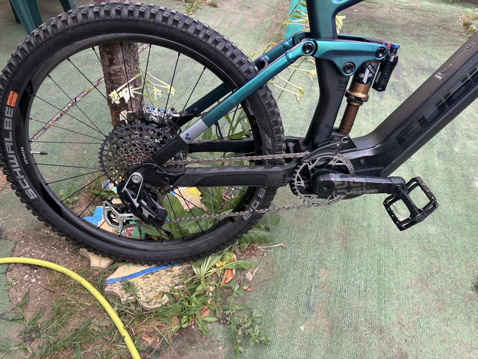 Bicicleta electrica full suspension carbon CUBE  Stereo Hybrid 160 HPC SLT 750