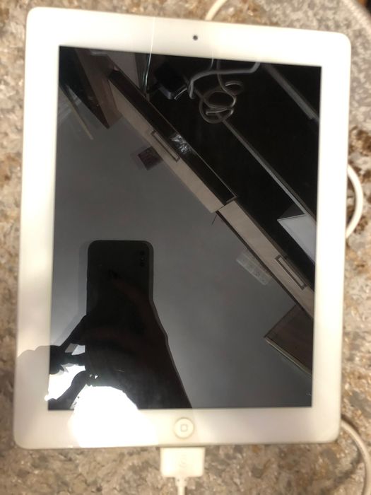 Продам IPad.Первого поколения