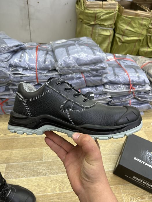 Спецобувь кроссовка ботинка летный