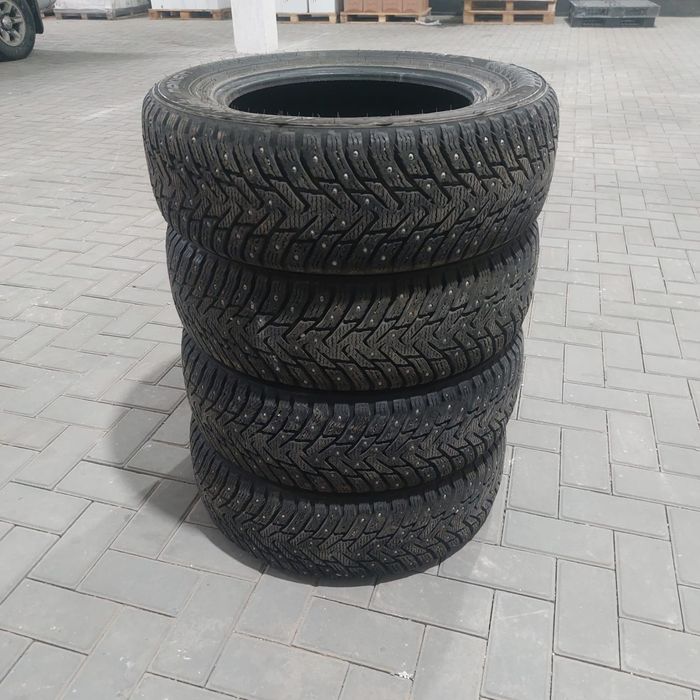 Продам шины Нокиан Хаккапелита 8