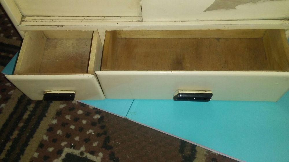 Ретро аптечка-автентичен вид