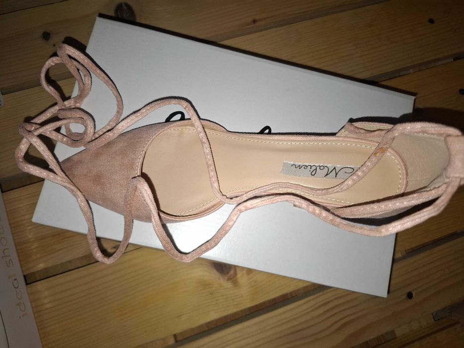 Pantofi cu toc Zapatos