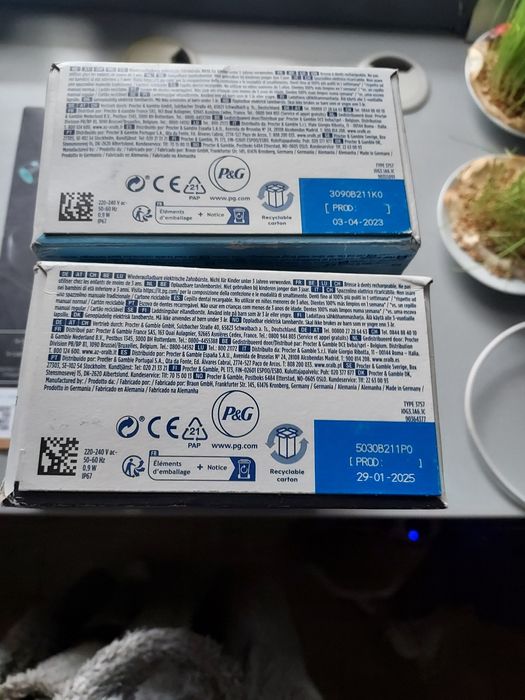 Periuțe electrice Eco vibe3 și OralB iq 3