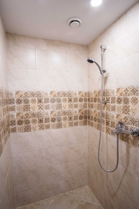 Дава се под наем Двустаен апартамент в Русе, Център - 45 кв.м за 484.5 € - Снимка #7