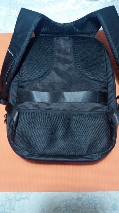 Рюкзак со светящимися смайлами