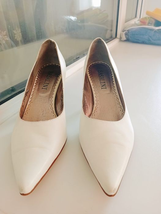 Продам туфли 2000