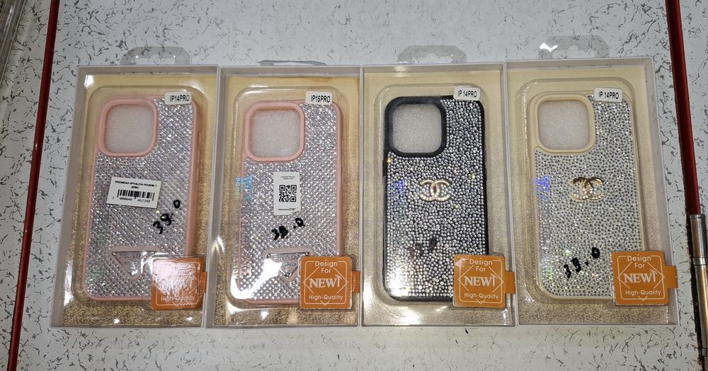 iPhone Chixol prada chanel babochka panda