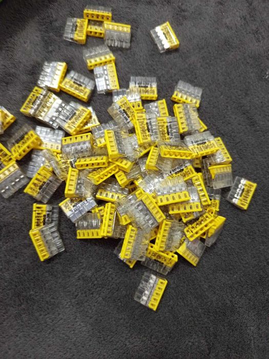 wago cu 5 poli pentru conectari profi