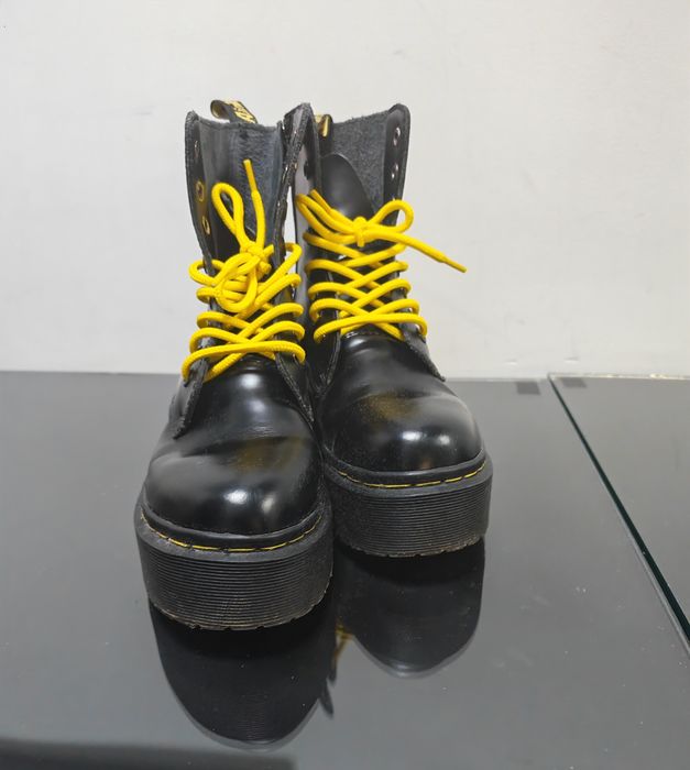 Dr. Martens Jason III