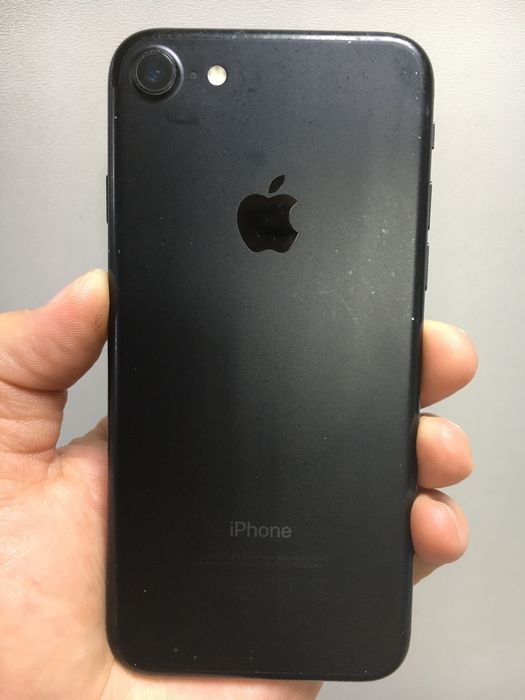 Айфон 7 сатылады