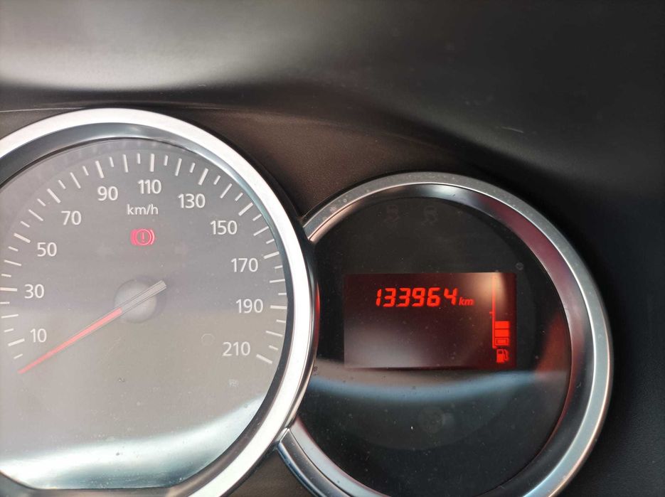 Vand Dacia Logan MCV cu Gpl si Benzina