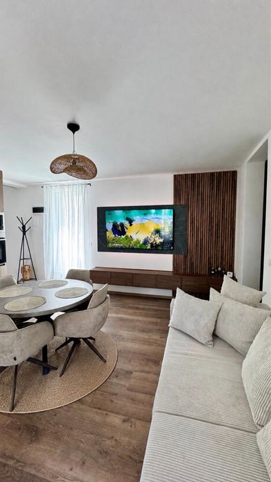 Penthouse modern disponibil pentru prima închiriere, în zona Cărăbușului – Giroc.