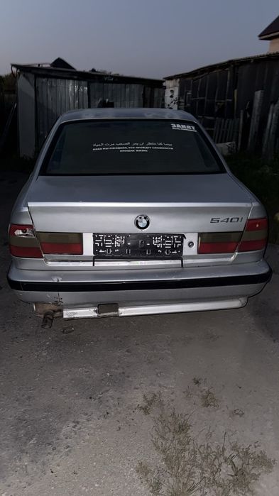 Продам BMW E34 540i