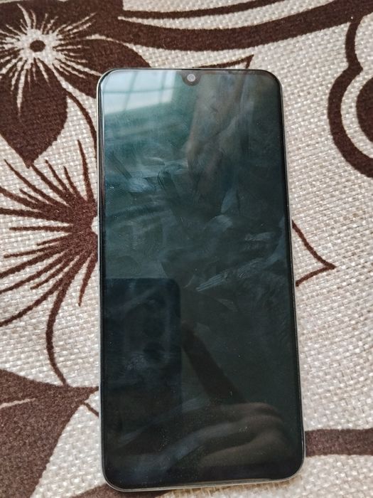 Продам Samsung A30