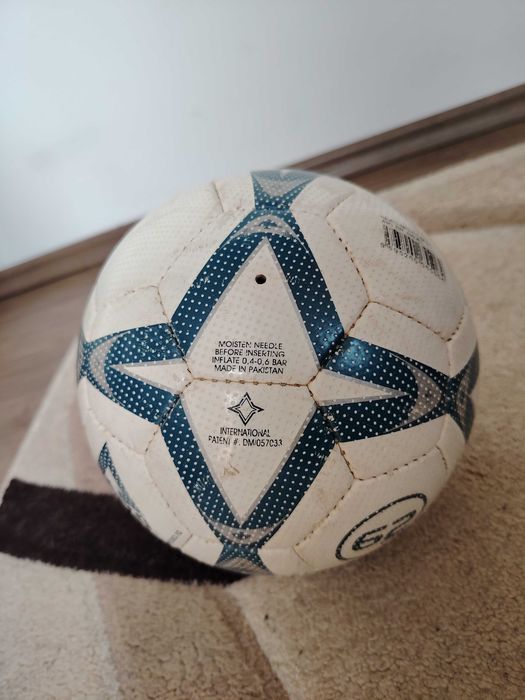 Minge fotbal Joma si Nexo