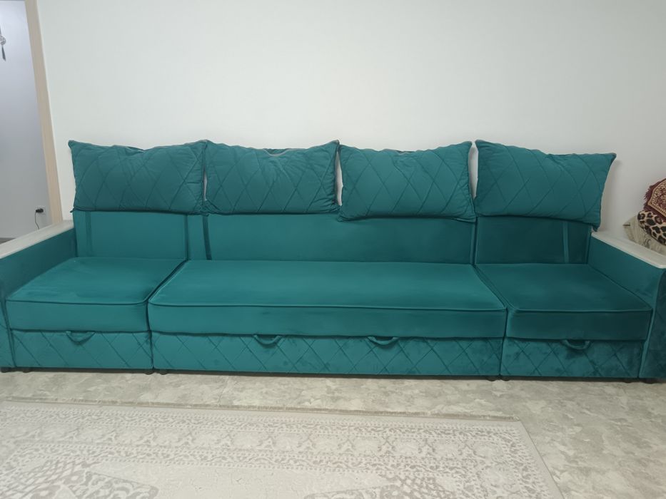 Продам диван в отличном состоянии