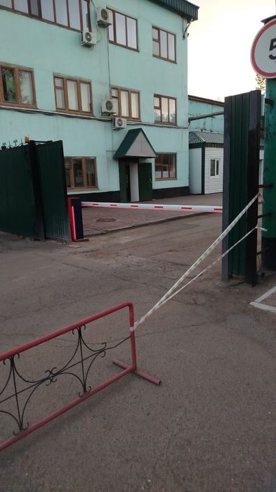 Шлагбаум, Ворота, Рольставни